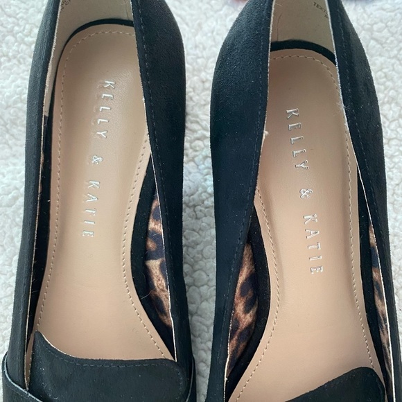 Kellie and Katie Berle Tassell Block Heel Pump, Size 7 Medium- 37 1/2 - Picture 5 of 7